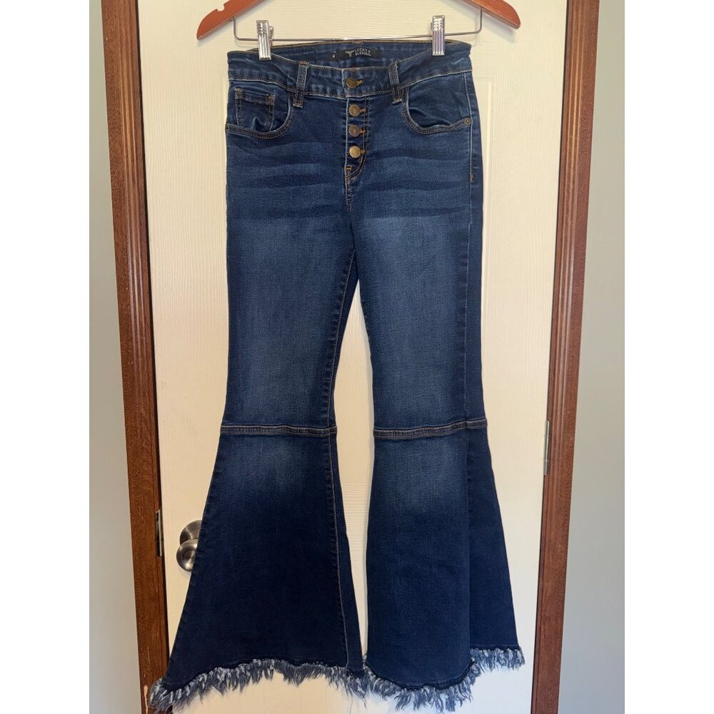 L&B Lucky & Blessed‎ Flare Leg Jeans 28" Inseam Size 4
